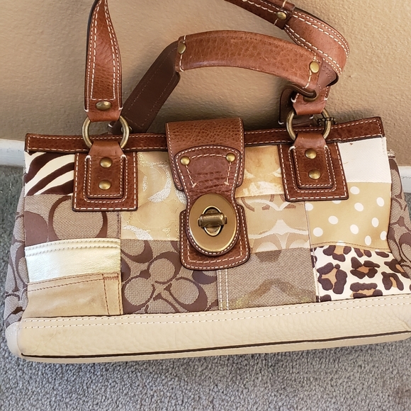 Coach patch work purse - Picture 2 of 3